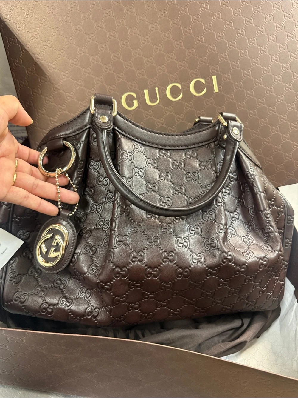 Brand New !  Authentic GUCCI Guccissima Sukey Brown Leather Handbag . - Picture 2 of 4